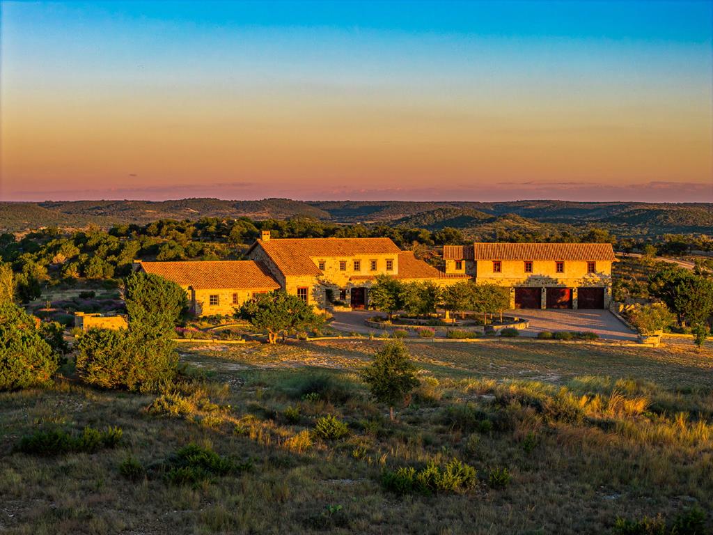 250 Hidden Hills Ranch Rd — photo