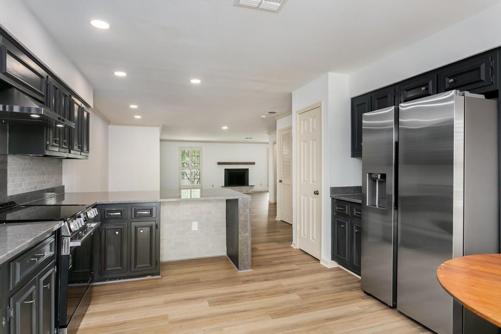 2611 Eisenhauer Rd 110 — photo
