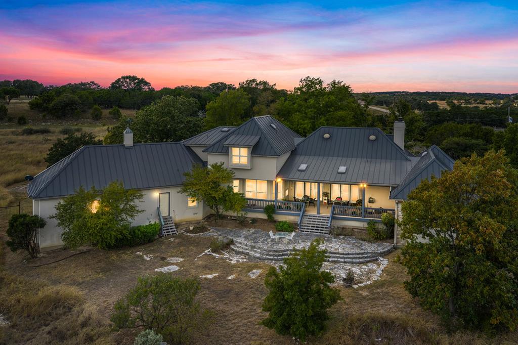 101 Crestline Dr — photo