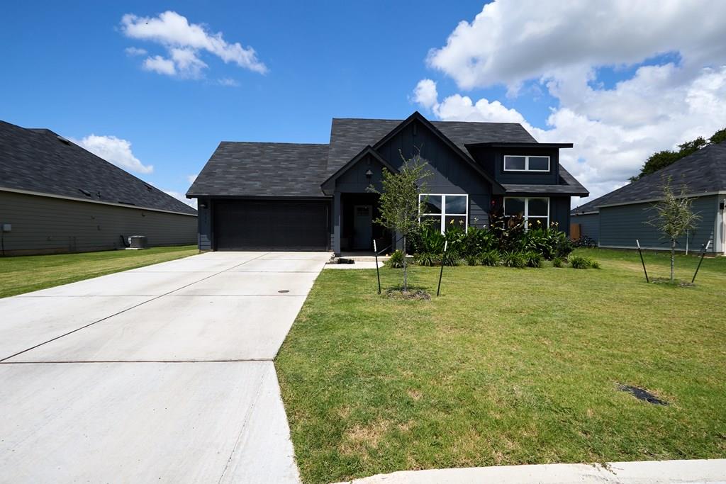 644 Tranquility Ln — photo