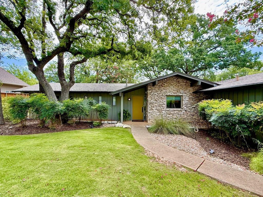 202 Tanglewood Dr — photo