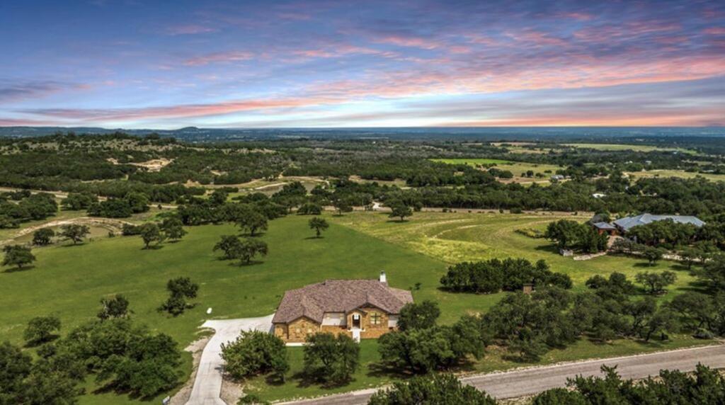 328 E Distant View Dr — photo
