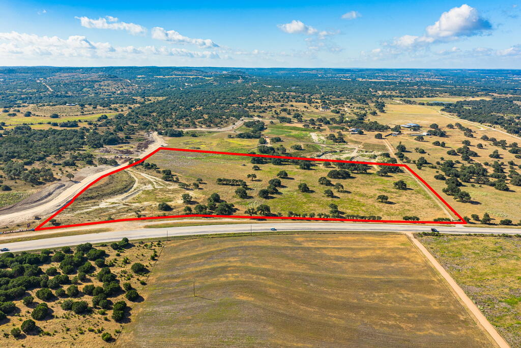 5541 W US Hwy 290 — photo