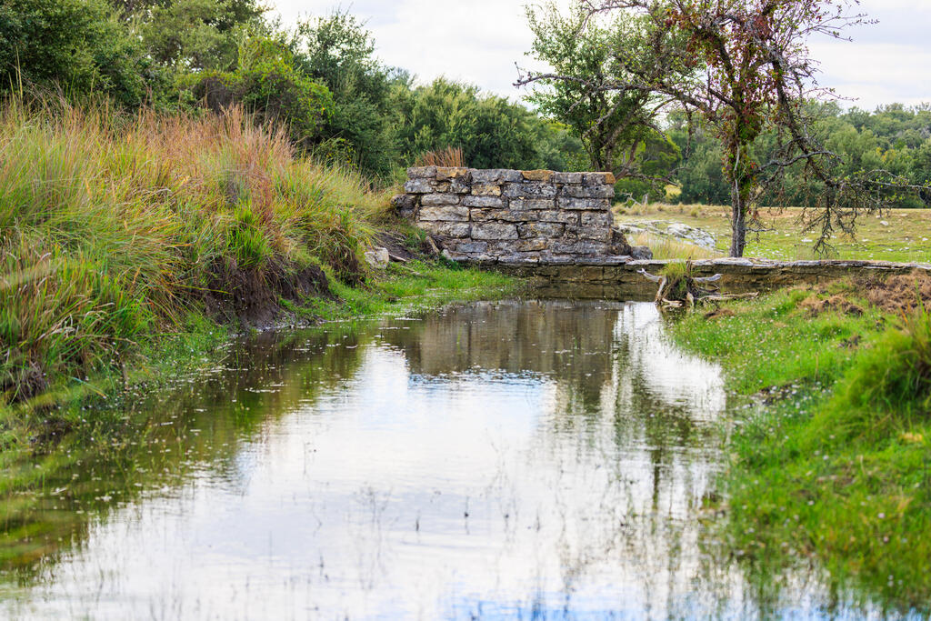 2873 Ranch Rd 1888, Fredericksburg, TX 78624 — photo 2