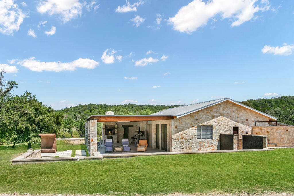 4995 Ranch Rd 648, Fredericksburg, TX 78624 — photo 3