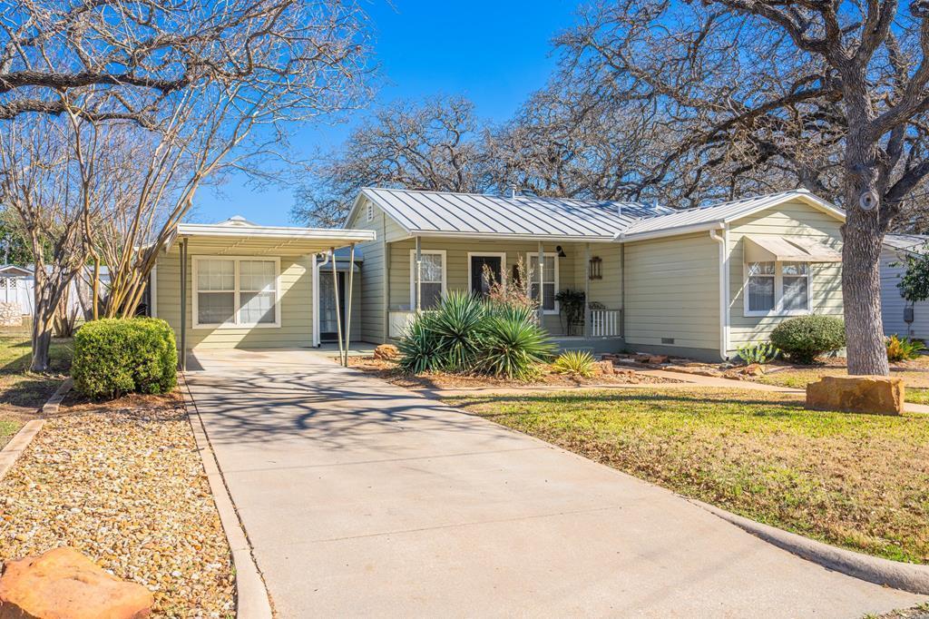 110 Beverly Dr — photo