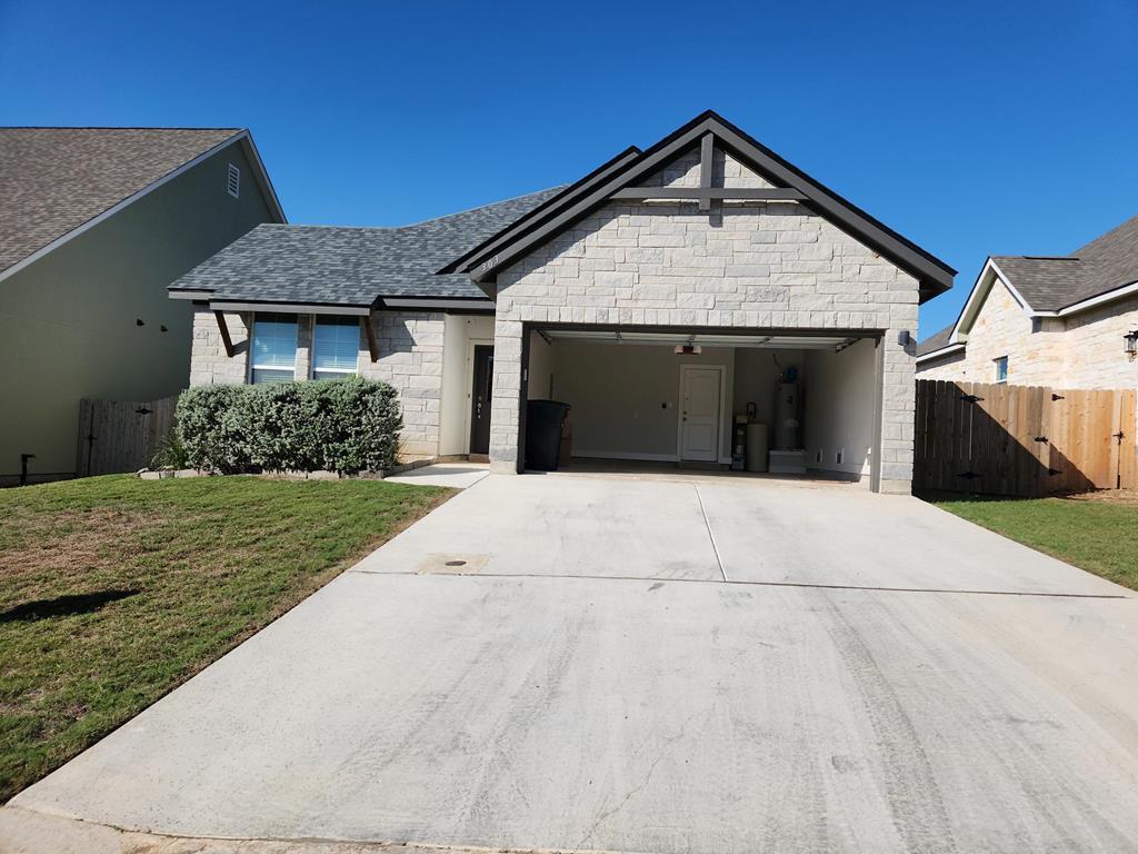 303 Winston Dr — photo