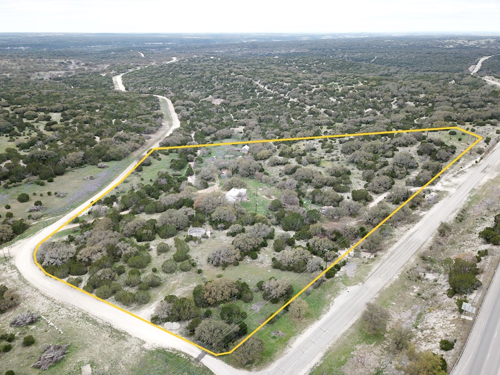 450 E Kc 450, Junction, TX 76849 — photo 3