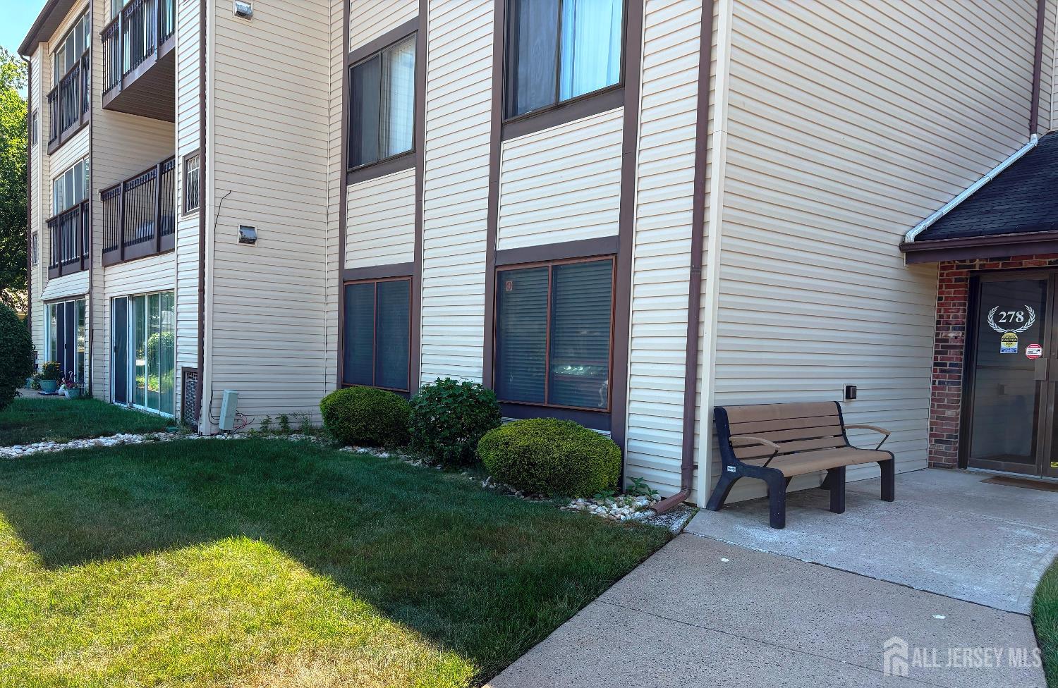 278 Crosse Drive 1C — photo