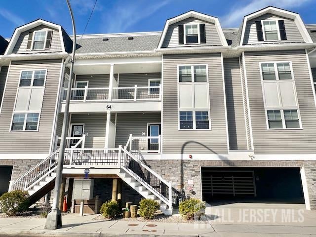 64 Sheridan Avenue C — photo