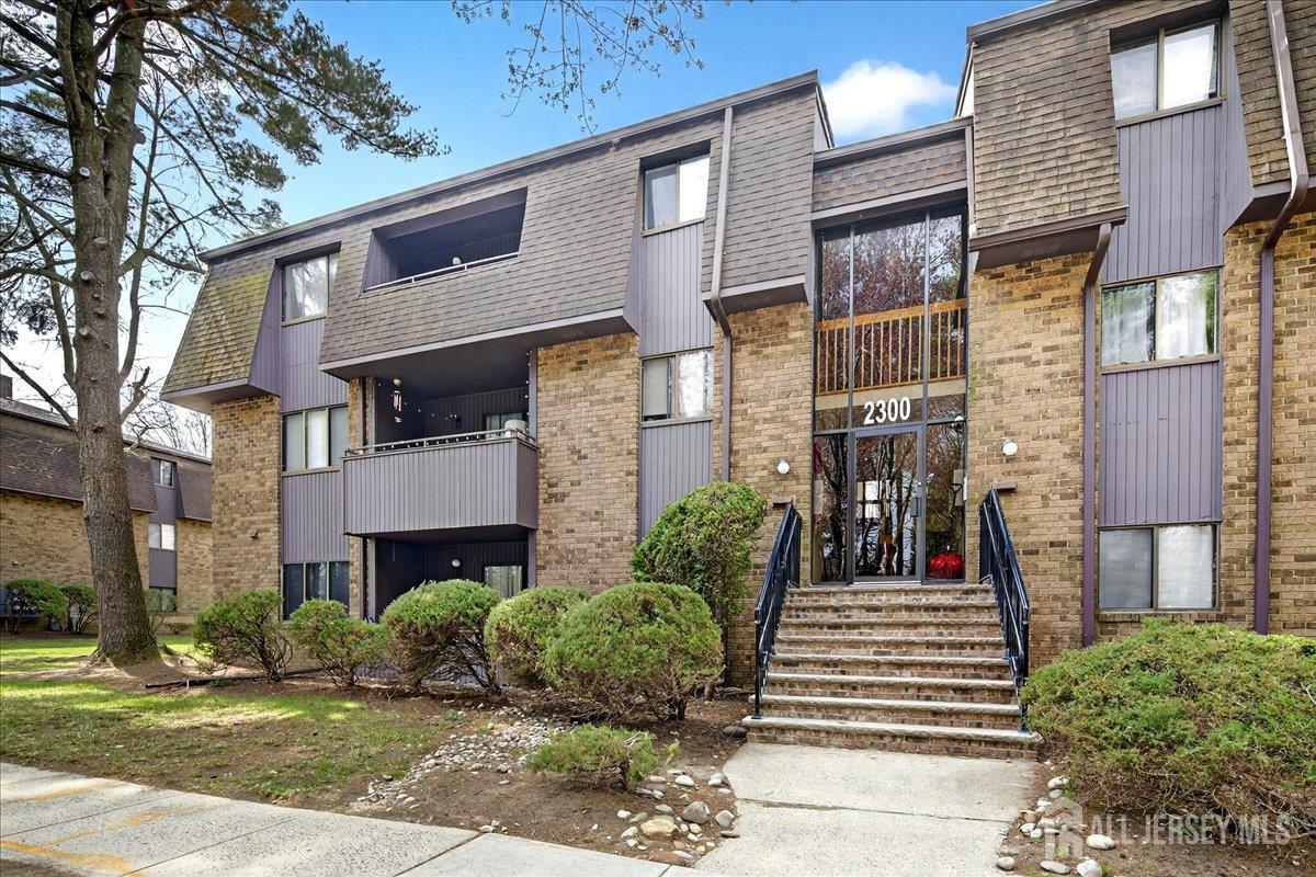 2312 Old Stone Mill Drive — photo