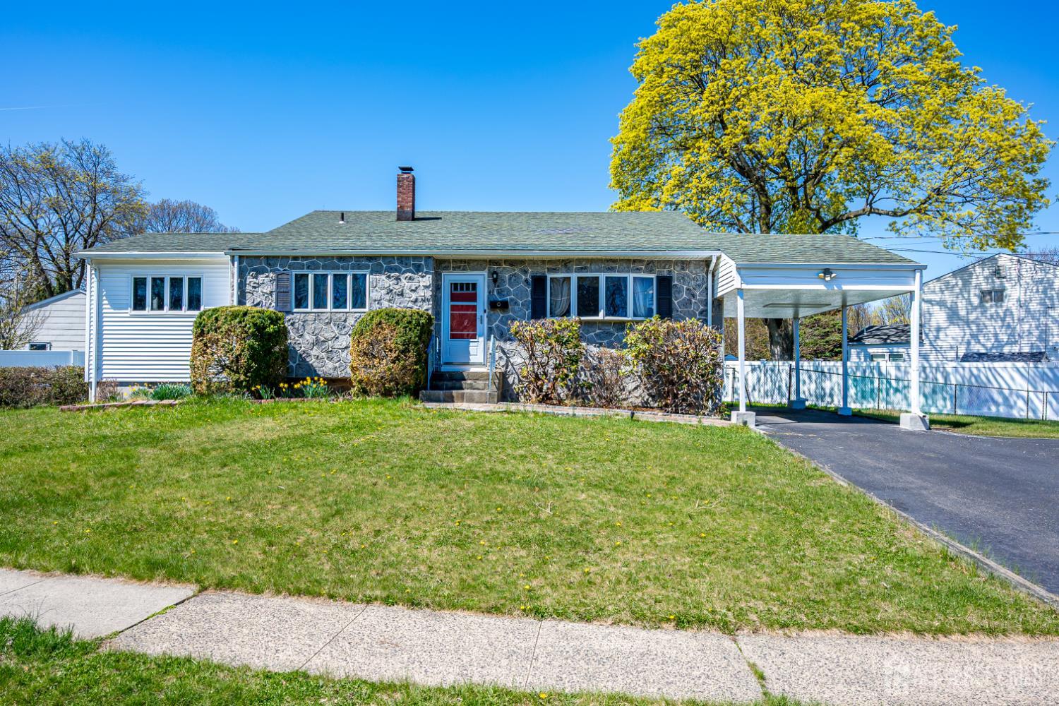 40 Meeker Avenue — photo