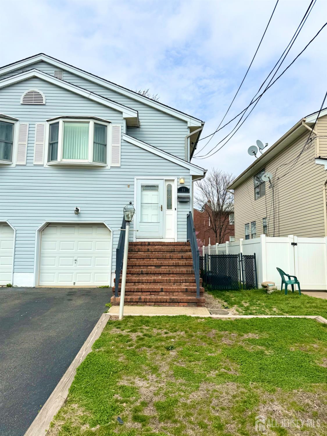 10 Holmes Street — photo