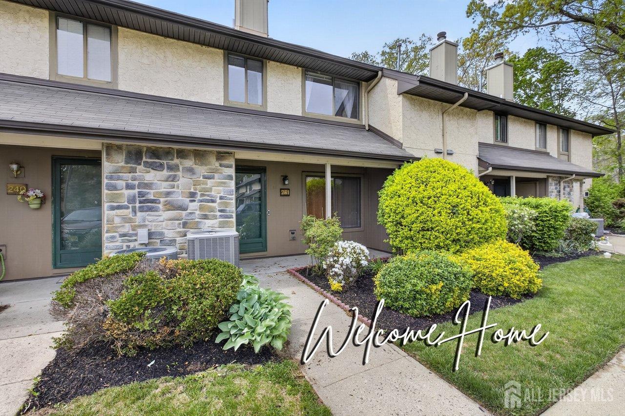 241 Hampshire Drive — photo