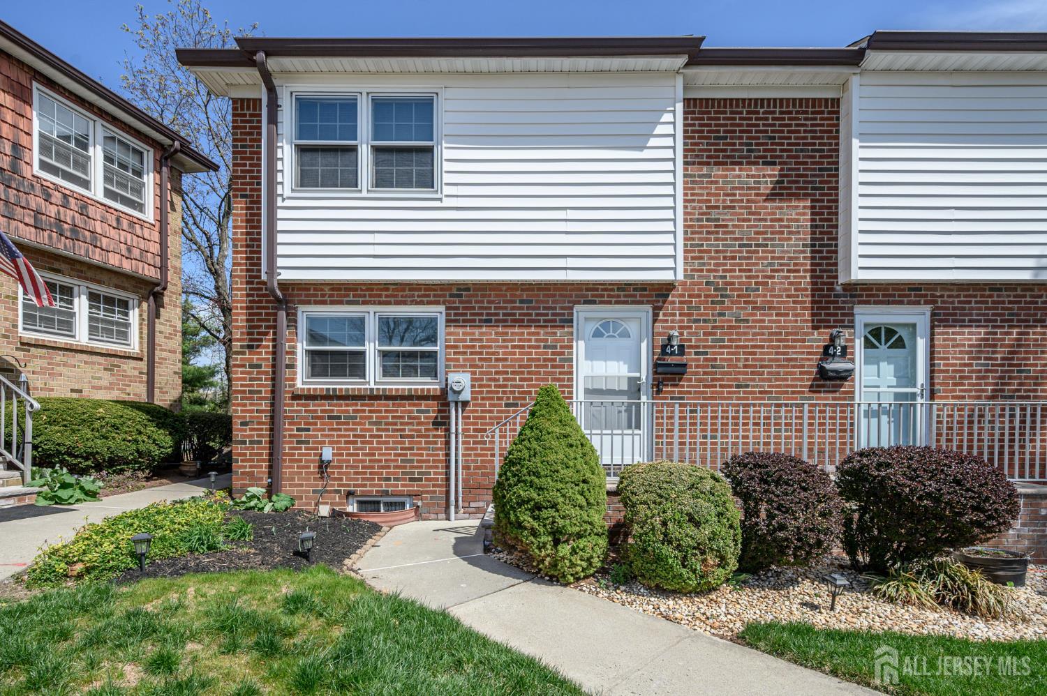 4 Cardinal Lane 1 — photo
