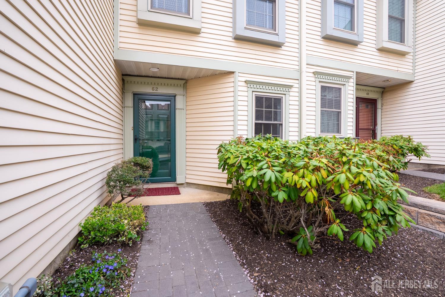 62 Fair Acres Court — photo