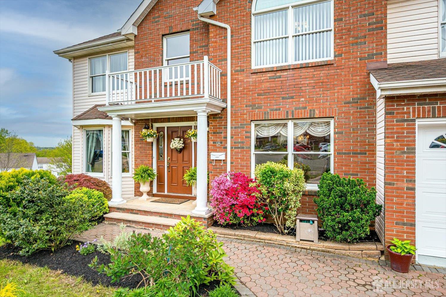 15 Alexander Court — photo