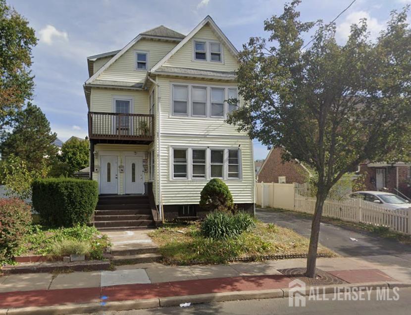 206 Washington Avenue — photo
