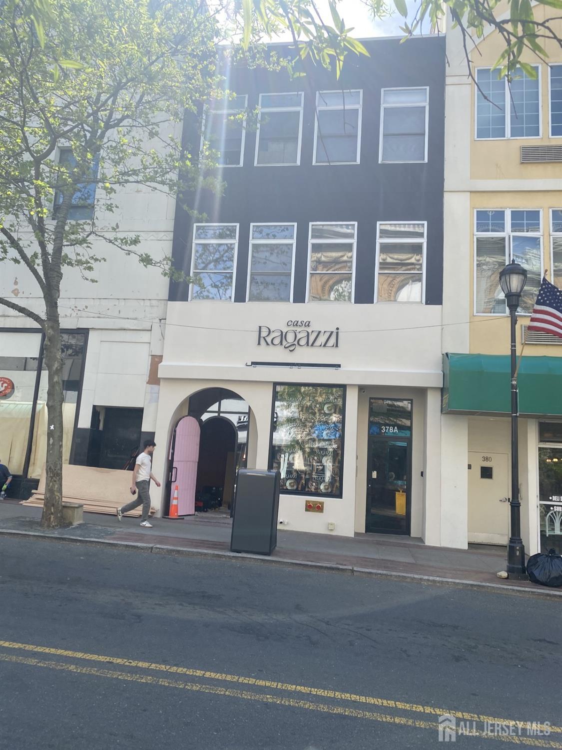 378 George Street #201 — photo