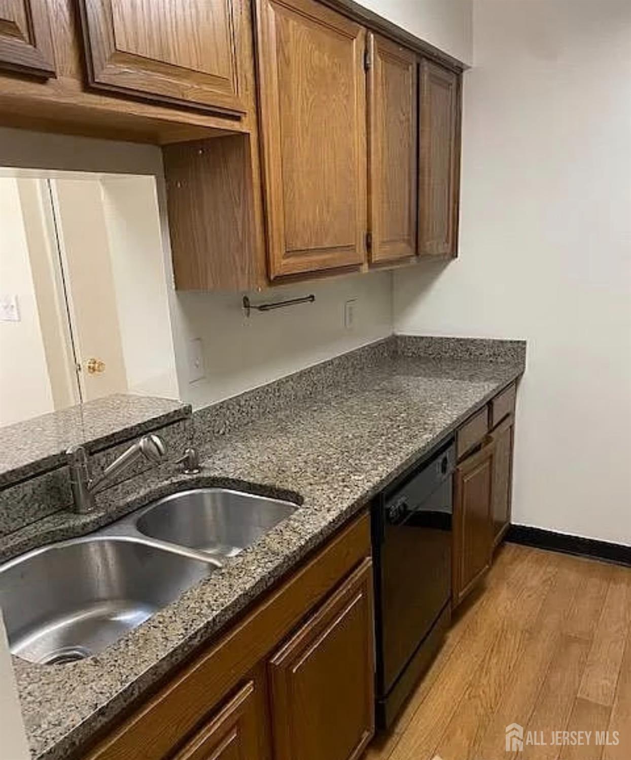 1007 Ravens Crest Drive — photo