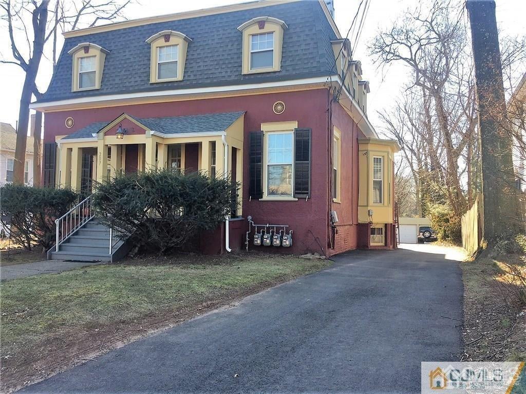 207 Woodbridge Avenue a — photo