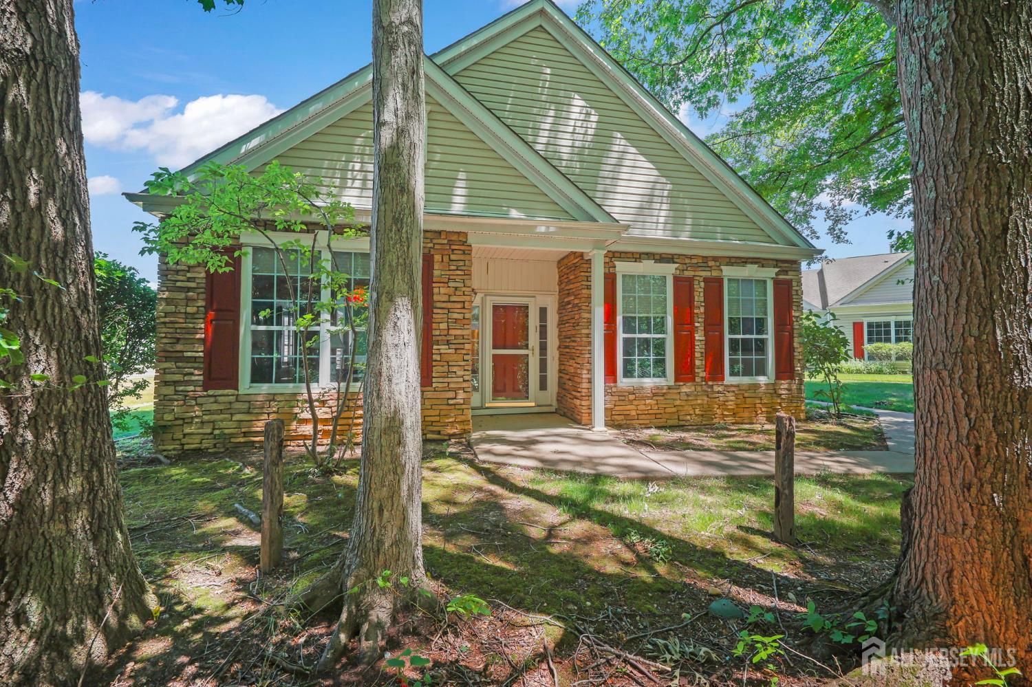 511 Skylark Drive — photo