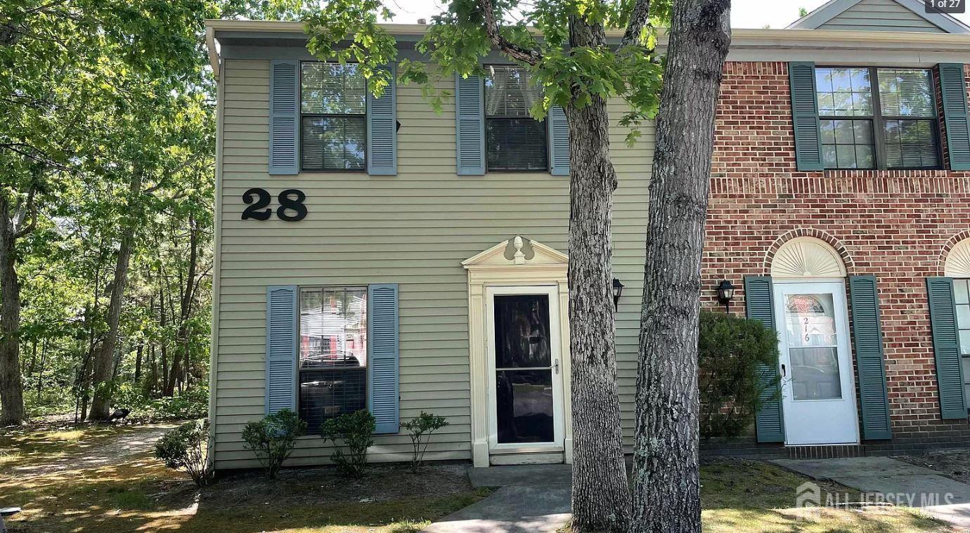 215 Patriots Court 2801 — photo