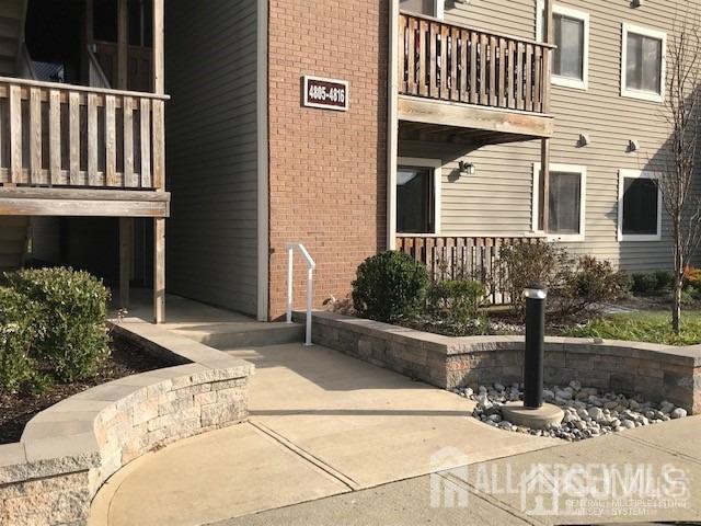 4811 Ravens Crest Drive — photo