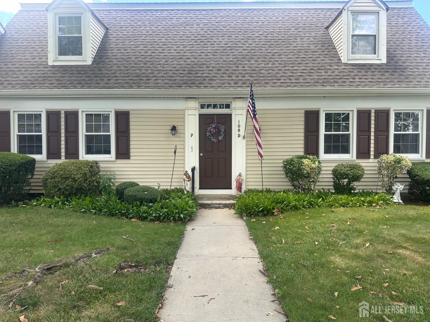 108-P Hanover Lane — photo