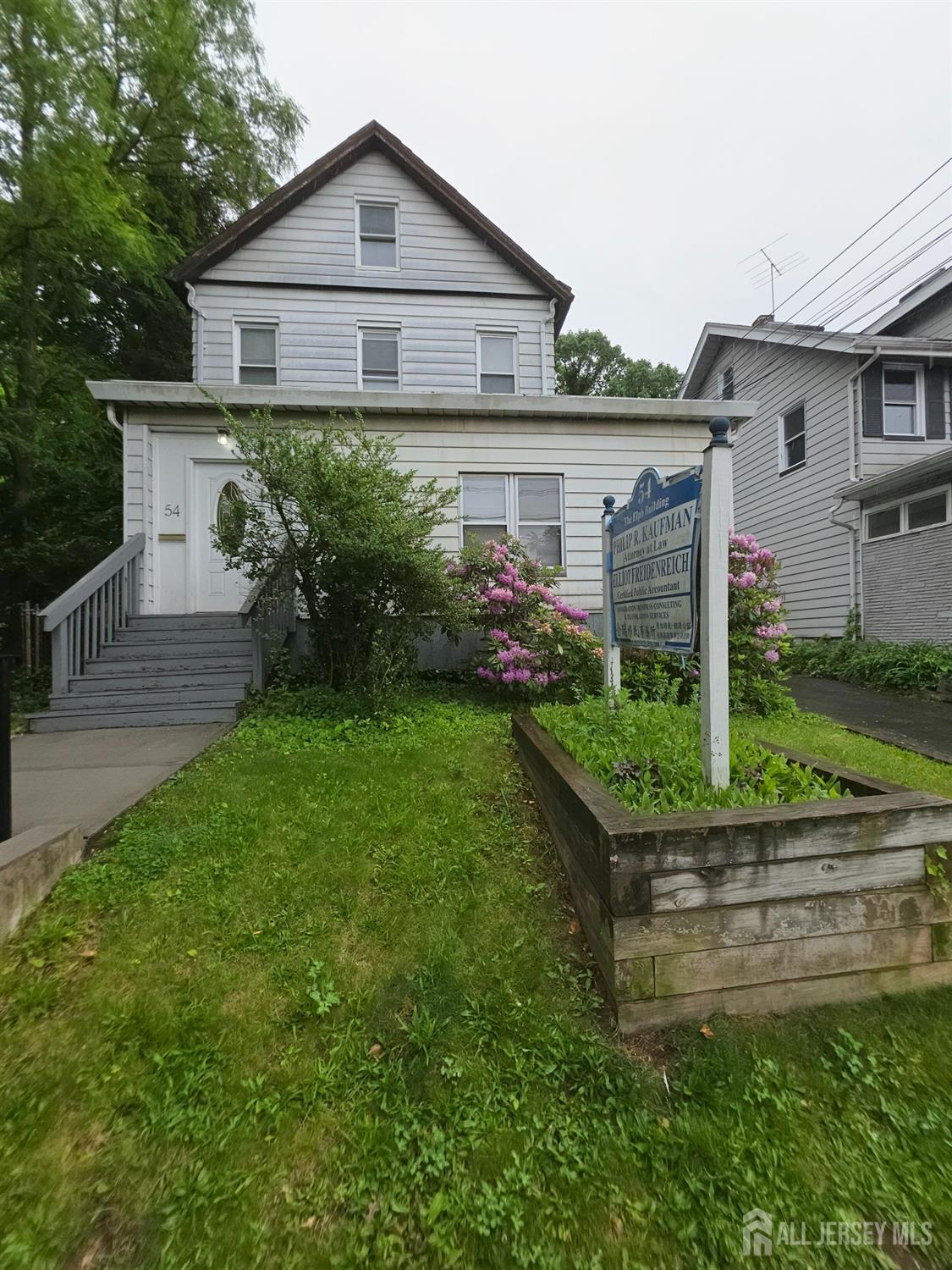 54 Woodbridge Avenue — photo