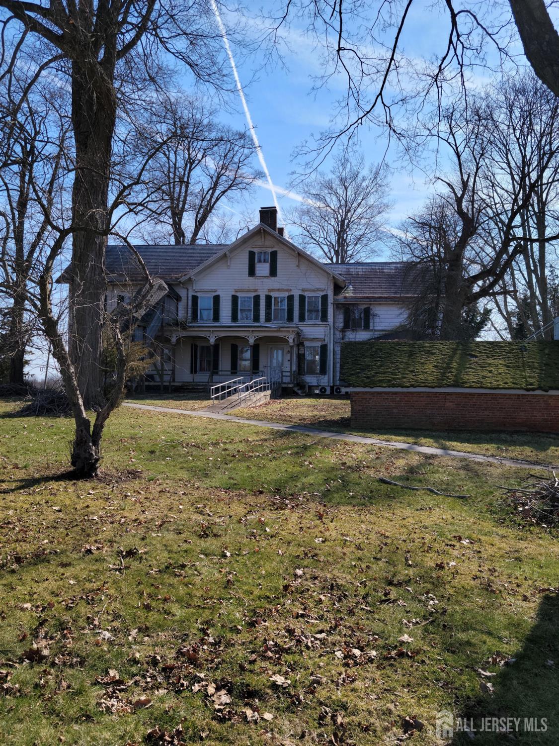 184-186 State Route 34, Holmdel, NJ 07733 | Realty.com