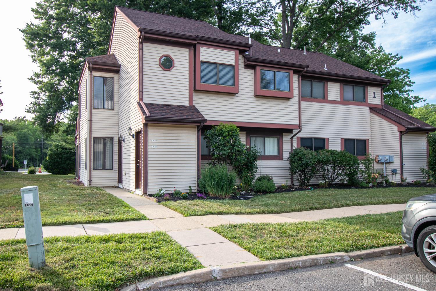 104 Jacob Court — photo
