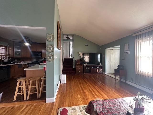 Home in Carteret, NJ 07008 — photo 3