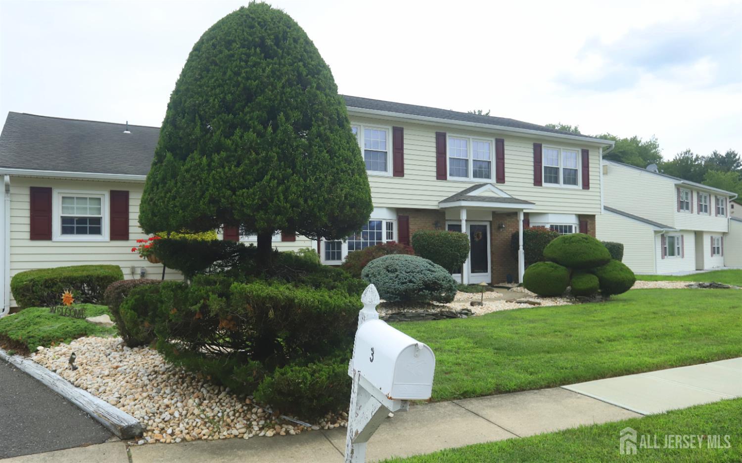 3 Romero Court — photo