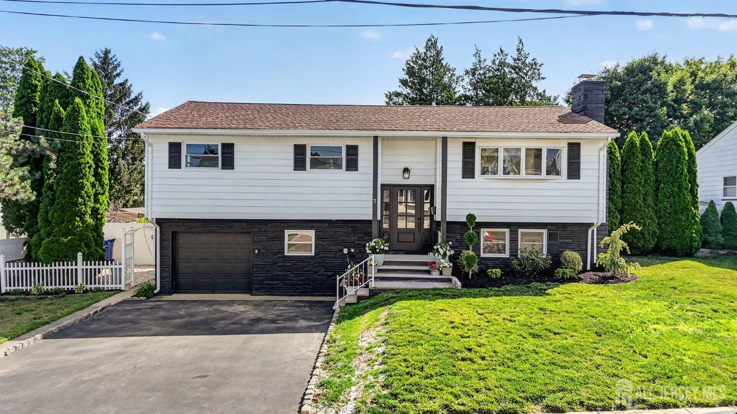 3 Obrien Avenue — photo