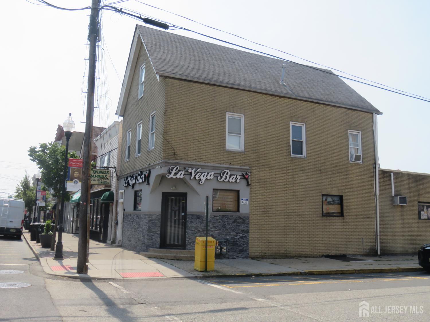 299 Smith Street — photo