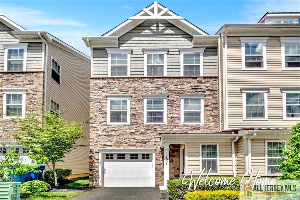 1501 Hights Farm Road 1501 — photo