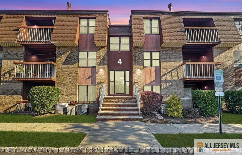 39 Powderhorn Court — photo