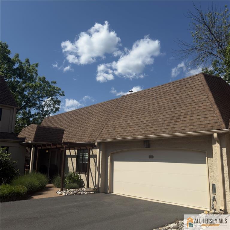 2 Park Gate Drive 1002 — photo