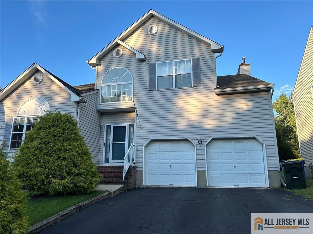 12 Colmart Way — photo