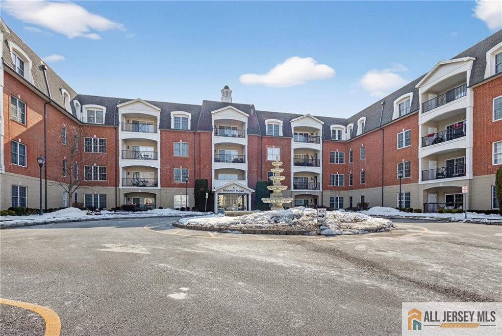 315 Regency Place 315 — photo