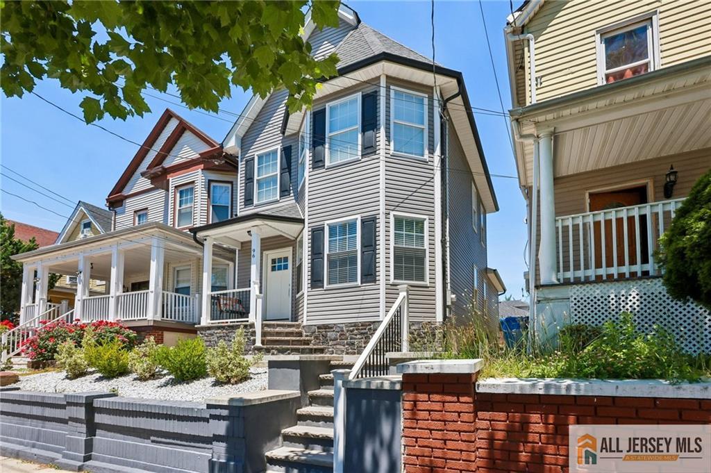 96 Gordon Street — photo