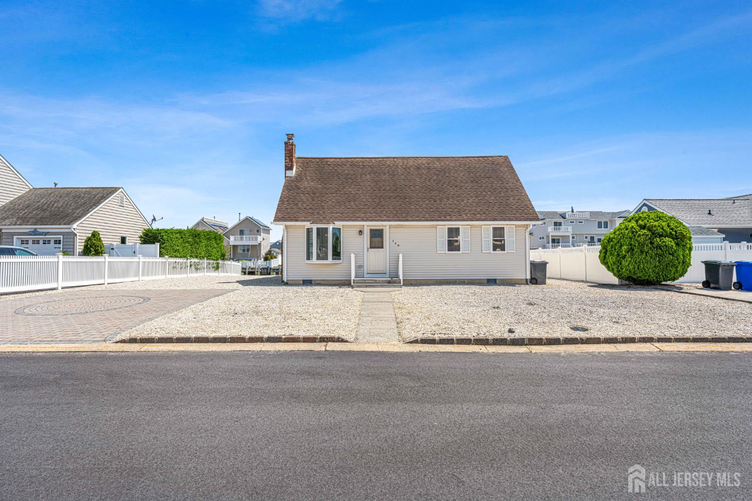 149 Arthur Drive — photo
