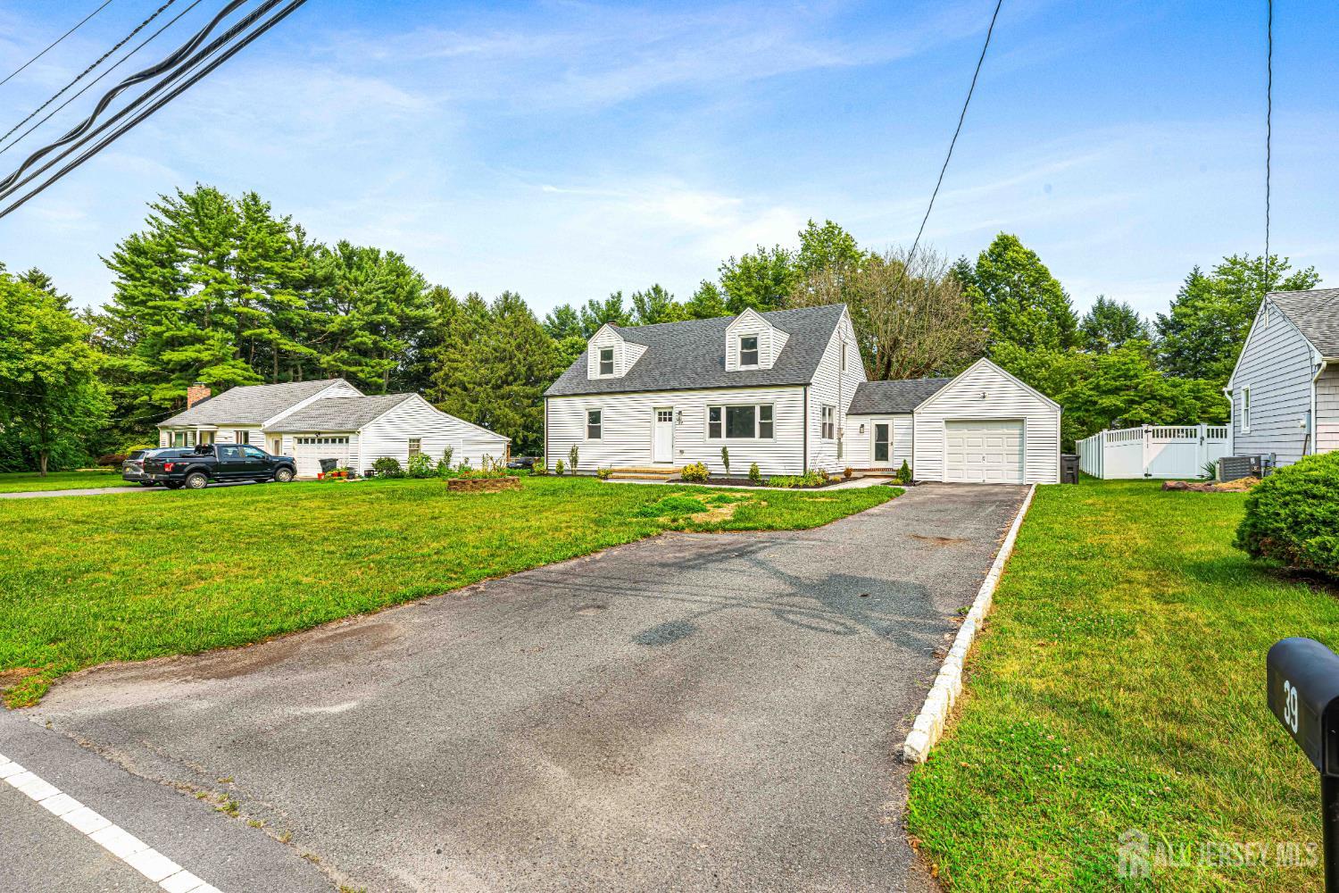 39 Griggs Drive — photo