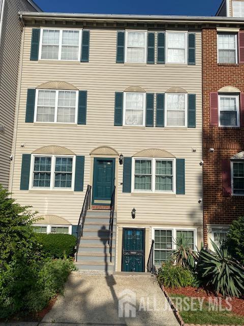 18 Colgate Drive — photo
