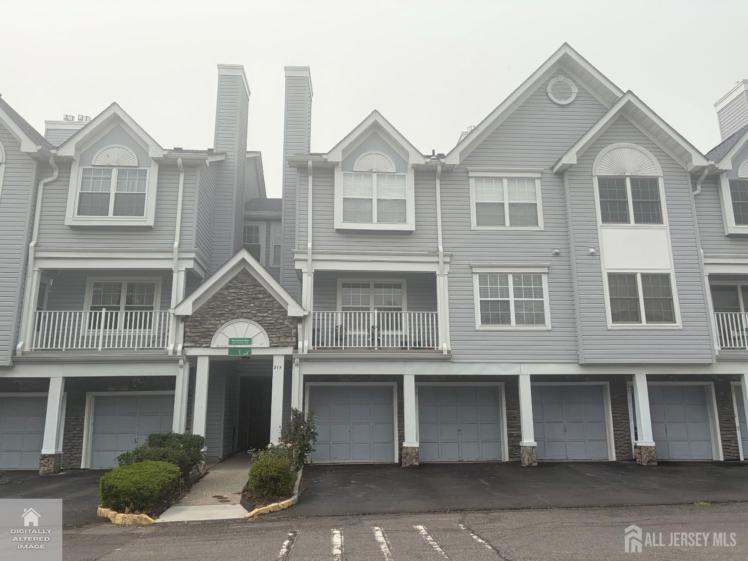 215 Prestwick Way — photo