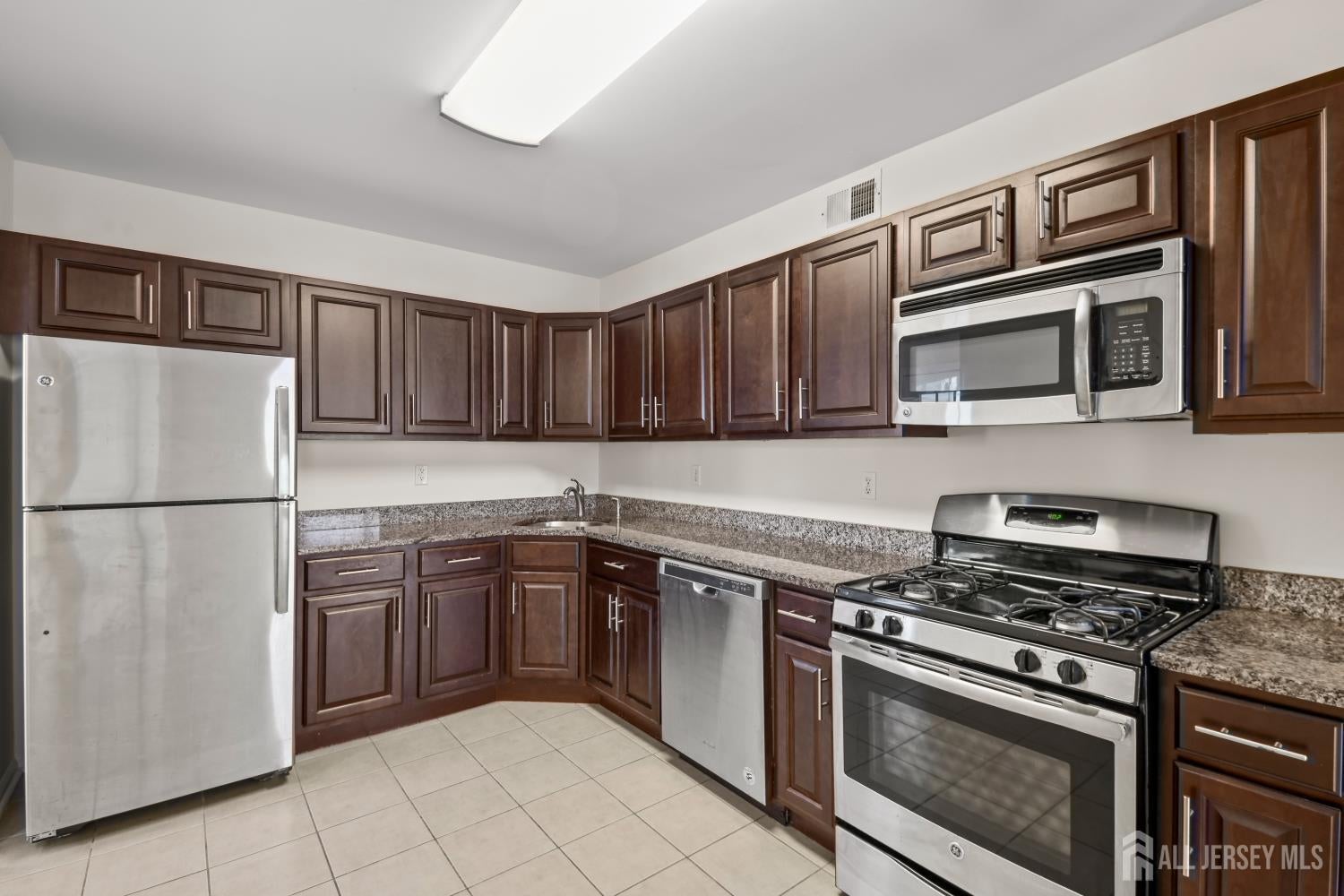 1403 Plymouth Road — photo