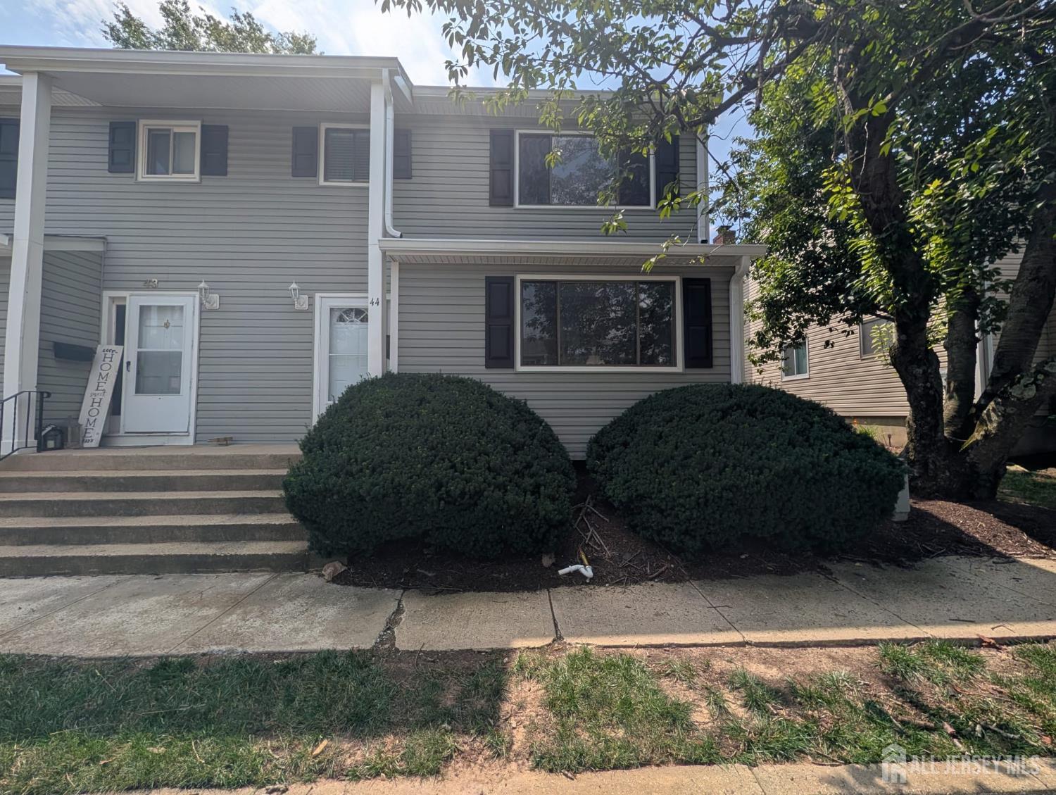 44 Davids Court — photo
