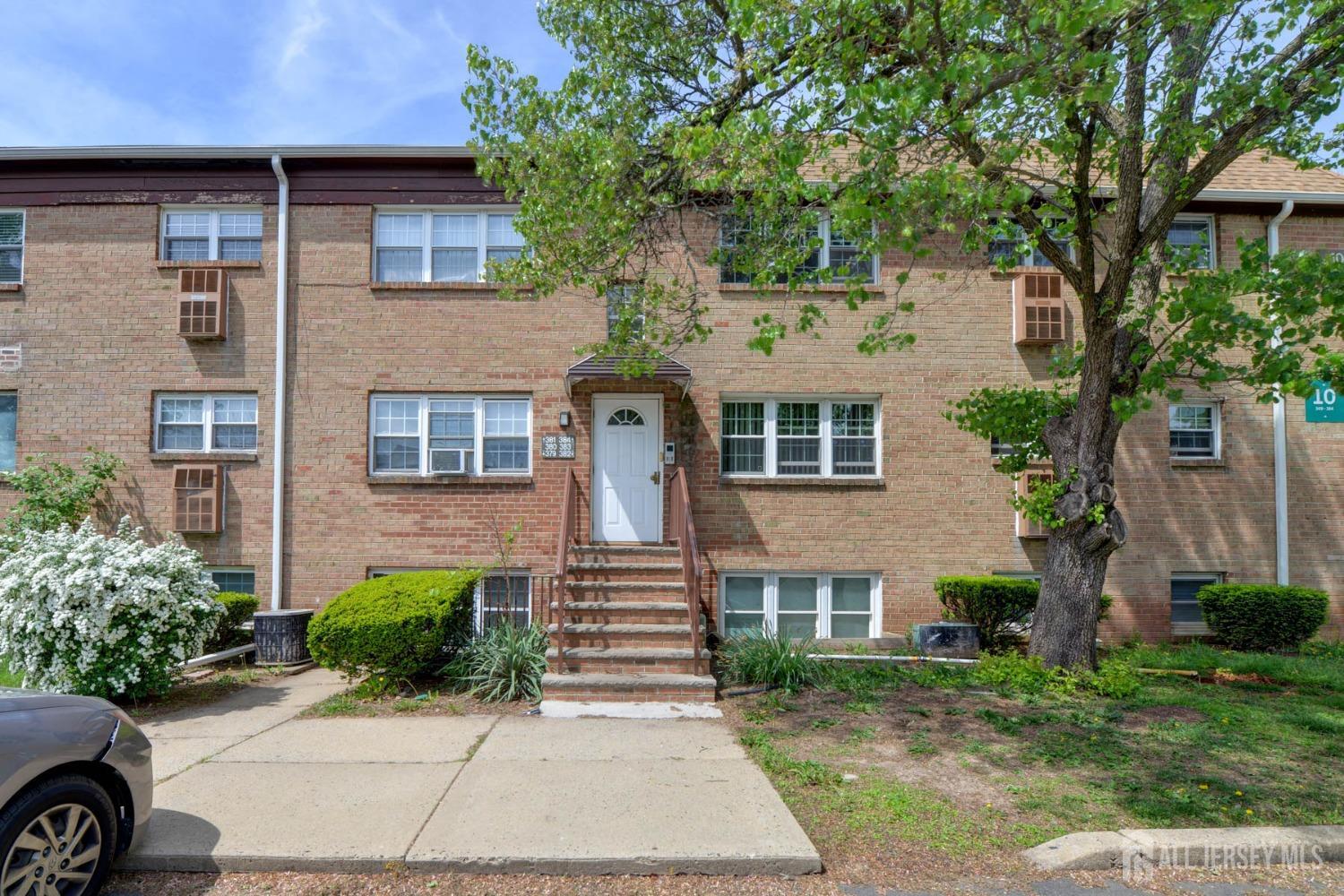 382 College Drive — photo