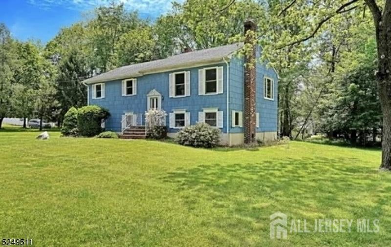 10 Cedar Street — photo